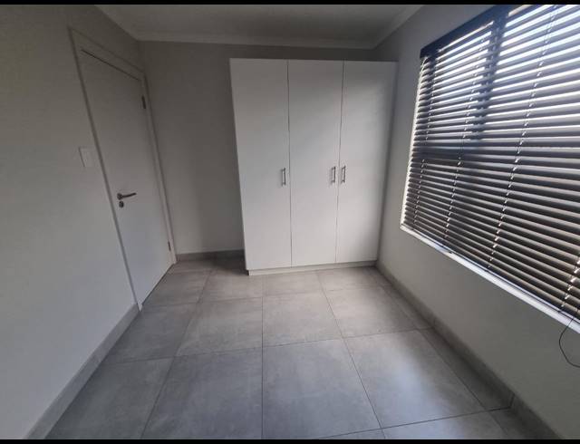 2 BEDROOM APARTMENT FOR SALE IN HAYFIELDS